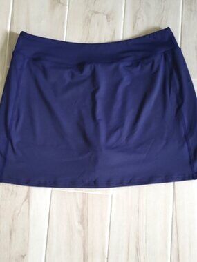 Blevon H Navy Performance Skort - Women's Active Skirt Size L